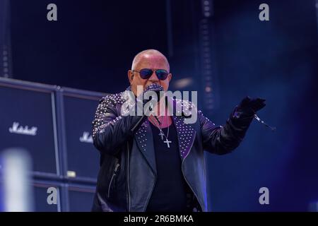 Solvesborg, Suède, 8 juin, 2023 jour 2 U.D.O (DE) se produit au Festival du Rocher de Suède. Udo Dirkschneider - voix crédit: PEO Mšller/Alay Live News Banque D'Images