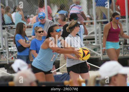 NCAA Women's Beach Volleyball Championships 2023 tenu à Gulf Shores, Alabama, États-Unis. Banque D'Images