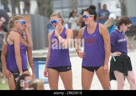 NCAA Women's Beach Volleyball Championships 2023 tenu à Gulf Shores, Alabama, États-Unis. Banque D'Images