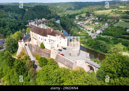 Gotický hrad Cesky palais Sternberg (1241), Stredocesky kraj, Posazavi, Ceska Republika / château gothique Cesky palais Sternberg, rivière Sazava, région de Bohême centrale Banque D'Images