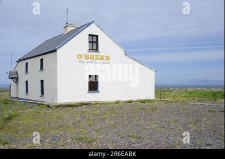 Pub O'Shea 'Next Pint New York', Valentia, Ring of Valentia, County Kerry, Last Guinness en face de l'Amérique, Irlande Banque D'Images