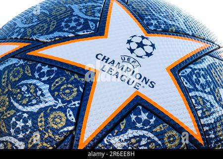 Gros plan sur le logo de la Ligue des champions. Zone de mise au point sélective. Banque D'Images