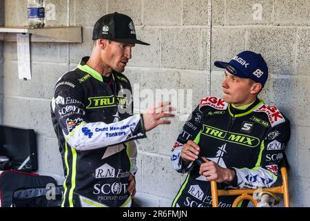 Jason Doyle & Emil Sayfutdinov - Leicester Lions / Ipswich Witches SGB speedway - 8 juin 2023 Banque D'Images