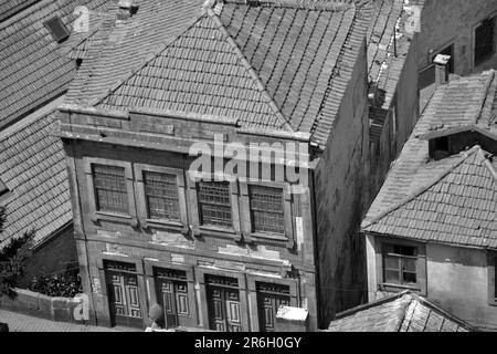 Plusieurs façades de Porto, août 2015 17th. Le centre-ville de Porto a l'aspect de l'architecture médiévale. Banque D'Images