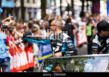 Le Mans, France. 09th juin 2023. Pendant le défilé des pilotes des 24 heures du Mans 2023 dans le Centre ville du Mans sur 9 juin 2023 au Mans, France - photo Joao Filipe/DPPI crédit: DPPI Media/Alamy Live News Banque D'Images