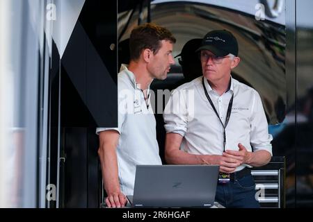 Le Mans, France. 09th juin 2023. Au cours du défilé des pilotes des 24 heures du Mans 2023 dans le Centre ville du Mans sur 9 juin 2023 au Mans, France - photo Paulo Maria/DPPI crédit: DPPI Media/Alamy Live News Banque D'Images