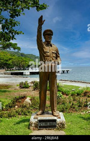 La célèbre statue du général Douglas MacArthur à Lorca Dock, île Corregidor, Philippines Banque D'Images