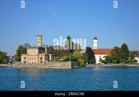 Château de Montfort sur le lac de Constance, Langenargen, Église Banque D'Images