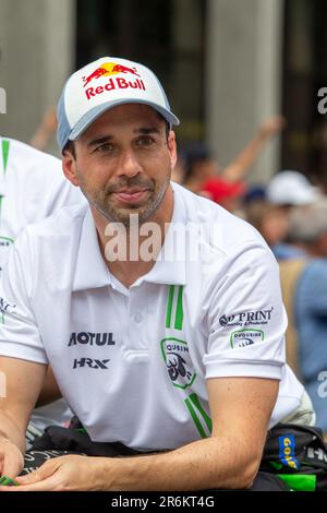 Le Mans, France. 09th juin 2023. # 30, le Mans, France, vendredi 9th juin 2023: Neel Jani, équipe Duqueine, équipe Jota, Oreca 07 - voiture Gibson, classe LMP2, pendant le défilé des pilotes du 24H du Mans sur 10 juin . L'équipe DuReine se classe en LMP2 dans les 24 heures de l'événement du Mans sur le circuit de la Sarthe, image payante, photo copyright © Geert FRANQUET/ATP images (FRANQUET Geert /ATP/SPP) crédit: SPP Sport Press photo. /Alamy Live News Banque D'Images