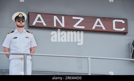 Kure, Japon. 10th juin 2023. Marine royale australienne HMAS Anzac (FFH 150) arrive vendredi à 10 juin 2023, dans la préfecture d'Hiroshima, au Japon, aux activités de la flotte de la Force d'autodéfense maritime du Japon. Photo par Keizo Mori/UPI crédit: UPI/Alay Live News Banque D'Images