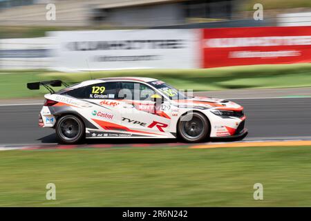 Circuit de Vallelunga, Rome, Italie 11 juin 2023 - Festival de TCR Italie, Tour du monde de TCR, qualification. Néstor Girolami (ARG), Honda Civic Type R FL5 TCR en action sur piste pendant la phase de qualification. Crédit photo : Fabio Pagani/Alay Live News Banque D'Images