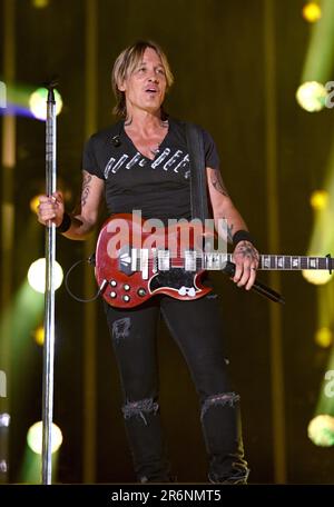 Nashville, Tennessee, États-Unis. 9th juin 2023. Keith Urban sur scène pour le festival CMA 2023 - VEN, Nissan Stadium, Nashville, TN 9 juin 2023. Crédit : Derek Storm/Everett Collection/Alay Live News Banque D'Images