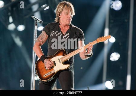 9 juin 2023 - Nashville, Tennessee; États-Unis - le musicien KEITH URBAN joue en direct au stade Nissan dans le cadre du festival de musique CMA 2023 qui a eu lieu dans le centre-ville de Nashville. Copyright 2023 Jason Moore. (Credit image: © Jason Moore/ZUMA Press Wire) USAGE ÉDITORIAL SEULEMENT! Non destiné À un usage commercial ! Banque D'Images