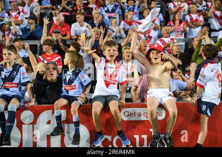 St. Helens, Angleterre - 9th juin 2023 - St. Ventilateurs Helens. Rugby League Betfred Super League , St. Helens vs Wigan Warriors au stade Totally Wicked, St. Helens, Royaume-Uni Banque D'Images