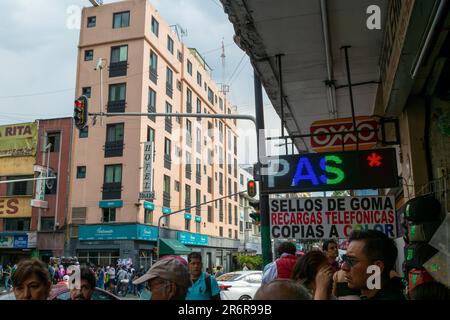 Rues à côté de l'hôtel Toledo, Colonia Centro, Centro, Cuauhtémoc, Mexico, Mexique Banque D'Images