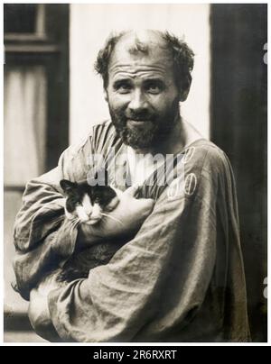 Gustav Klimt (1862-1918) avec un chat, photographie de portrait en argent par Moritz Nähr, 1911 Banque D'Images