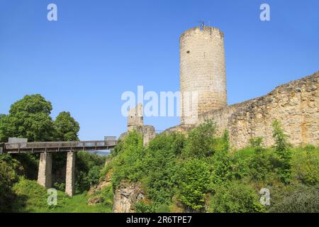 Les ruines du château de Wolfstein à Neumarkt dans le der Oberpfalz, Franconie - Allemagne Banque D'Images