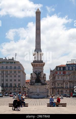 Lisbonne, Portugal - 01 juin 2018: Le Monument aux restaurateurs (Portugais: Monumento aos Restauradores) est un monument situé sur la place Restauradores Banque D'Images