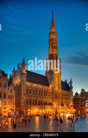 Hôtel de ville, Grand-place, Het Stadhuis, Grote Markt, place de l'Hôtel de ville, Rathausplatz, Bruxelles, Belgique Banque D'Images