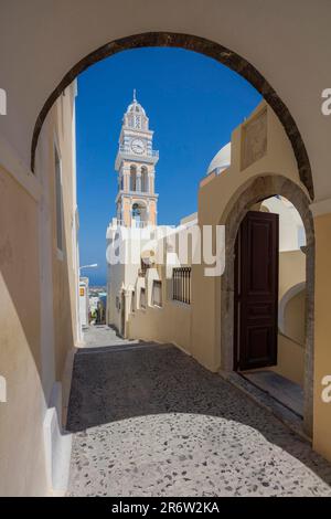 Église catholique, Thira, Fira, Santorini, Grèce Banque D'Images