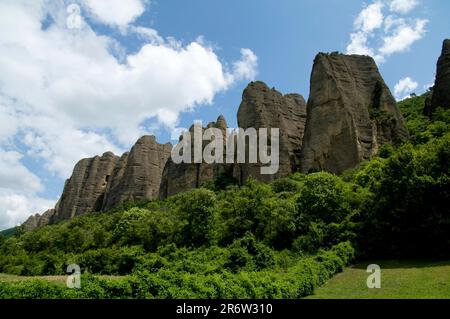 Formation rocheuse Penitents, les Mees, Provence, France Banque D'Images