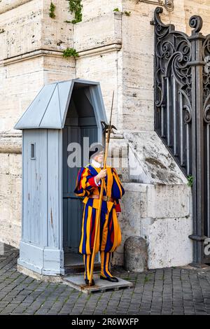 La Garde suisse pontificale de service au Vatican, Cité du Vatican Banque D'Images