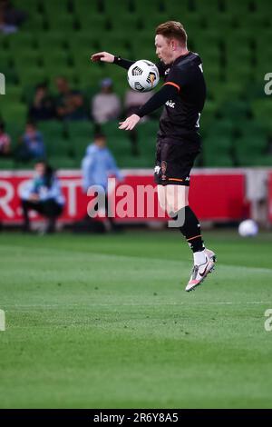 MELBOURNE, AUSTRALIE - 9 MAI : Corey Brown de Brisbane Roar FC est à la tête du match de football Hyundai A-League entre Melbourne City FC et Brisbane Roar FC on 9 mai 2021 à l'AAMI Park de Melbourne, en Australie. Banque D'Images