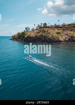 Bateau à outrigger près de la côte, Amed, Bali, Indonésie Banque D'Images