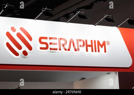 Pologne, Poznan - 17 mai 2023: HAUTE TECHNOLOGIE EXPO Europe SERAPHIM Energie. Fabricant mondial de panneaux solaires, China Seraphim est spécialisé dans la recherche, de Banque D'Images