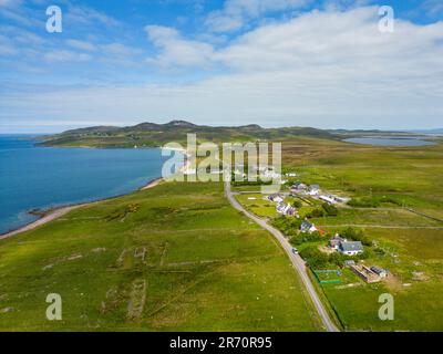 Vue aérienne du village d'Achiltibuie à Coigach, Ross et Cromarty, Écosse, Royaume-Uni Banque D'Images