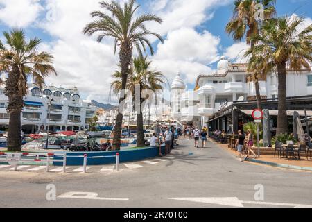 Marina de luxe, port, Benalmadena, Costa del sol, Malaga, Espagne. Banque D'Images