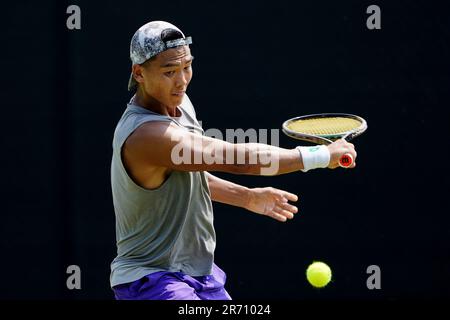 Li Tu en action contre Rio Noguchi (non représenté) pendant le premier jour de l'Open de Rothesay 2023 au centre de tennis de Nottingham. Date de la photo: Lundi 12 juin 2023. Banque D'Images