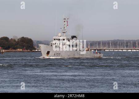 L'escadron d'entraînement naval français de classe Leopard FS LION part de la base navale Banque D'Images