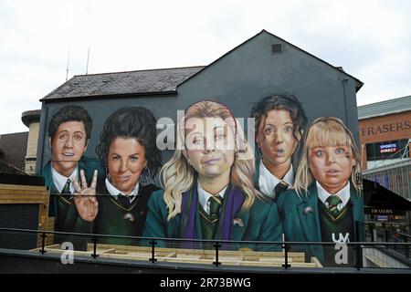 Œuvres d'art Derry Girls en Irlande du Nord Banque D'Images