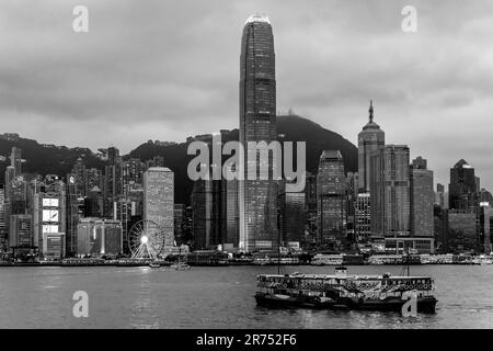 Star Ferry et Hong Kong Island Skyline, Hong Kong, Chine. Banque D'Images