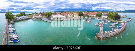 Ville de Lindau sur le lac de Bodensee port vue panoramique aérienne, région de Bavière en Allemagne Banque D'Images