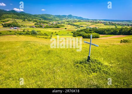 Campagne terres agricoles paysage vert en Croatie, région de la montagne de Kalnik à Prigorje Banque D'Images