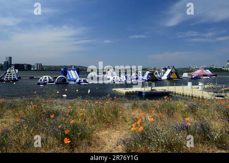 L'Aquapark eau à bord d'un parc activités amusantes sans clients. Juin 2023. Été. cym. Banque D'Images