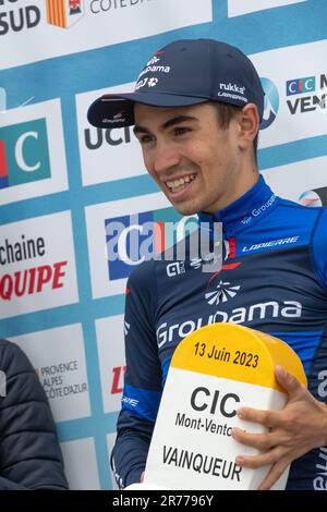 Mont Ventoux, France. 13th juin 2023. Le jeune pilote français Lenny Martinez (équipe Groupama-fdj) remporte le défi du Mont Ventoux 2023 en remportant la victoire au sommet du Mont Ventoux. Le défi Mont Ventoux 2023 est une course d'une journée à 1910 mètres de distance. (Photo de Laurent Coust/SOPA Images/Sipa USA) crédit: SIPA USA/Alay Live News Banque D'Images