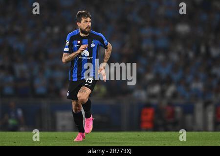 ISTANBUL, TURQUIE - JUIN 10 : Francesco Acerbi lors du dernier match de l'UEFA Champions League 2022/23 entre le FC Internazionale et le Manchester City FC à Banque D'Images