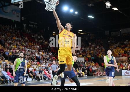 Ostende, Belgique. 13th juin 2023. Tre'swann Thurman (15) de BCO photographié lors d'un match de basket-ball entre Belge BC Filou Oostende et ZZ Leiden le deuxième jour de match du jeu des champions, le mardi 13 juin 2023 au Versluys Core-TEC Dome à Ostende, Belgique . Credit: Sportpix / Alamy Live News Banque D'Images