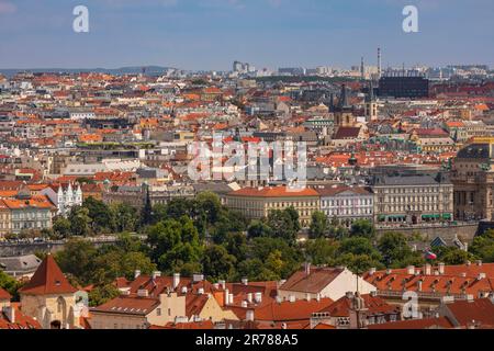 PRAGUE, RÉPUBLIQUE TCHÈQUE, EUROPE - vue aérienne du centre-ville de Prague. Banque D'Images