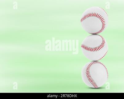 Pile de balles de baseball sur fond vert clair. Espace pour le texte Banque D'Images