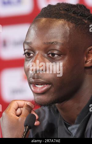 Tubize, Belgique. 14th juin 2023. Jeremy Doku de Belgique photographié lors d'une conférence de presse de l'équipe nationale belge de football Red Devils, mercredi 14 juin 2023, au siège de la Royal Belgian football Association RBFA à Tubize, en préparation des matchs contre l'Autriche et l'Estonie plus tard ce mois-ci. BELGA PHOTO BRUNO FAHY crédit: Belga News Agency/Alay Live News Banque D'Images