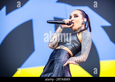 Solvesborg, Suède. 07th, juin 2023. Le groupe ukrainien de métaux lourds Jinjer donne un concert en direct pendant le festival de musique suédois Festival de rock de Suède 2023 à Solvesborg. Ici, la chanteuse Tatiana Shmailyuk est vue en direct sur scène. (Crédit photo: Gonzales photo - Terje Dokken). Banque D'Images