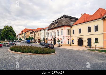 Levoca, Slovaquie - 18 août 2015: Vieux bâtiments dans la vieille ville de Levoca, Slovaquie. Banque D'Images