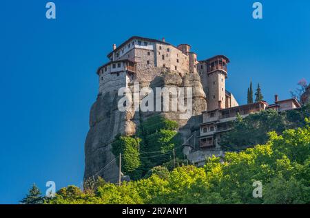 Moni Agias Varvaras Rousanou (Monastère de Roussanou), formations rocheuses de Meteora, région thessalie, Grèce Banque D'Images