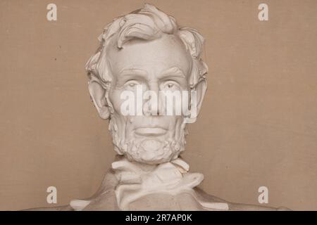 Statue de l'Abraham Lincoln à Lincoln Memorial, Washington DC garyroberts/worldwidefeatures.com Banque D'Images