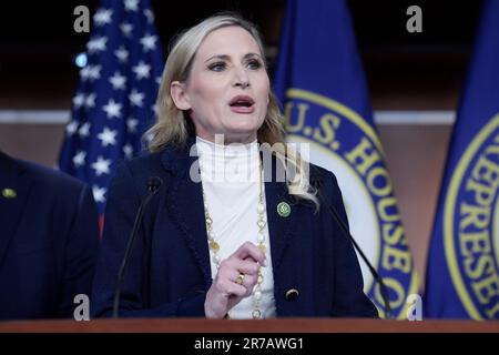 Washington, États-Unis. 14th juin 2023. Laurel Lee, membre du Comité de la sécurité intérieure, parle d'une enquête sur Alejandro Mayorkas, secrétaire à la sécurité intérieure, lors d'une conférence de presse aujourd'hui sur 14 juin 2023 à HVC/Capitol Hill à Washington DC, États-Unis. (Photo de Lénine Nolly/Sipa USA) Credit: SIPA USA/Alay Live News Banque D'Images