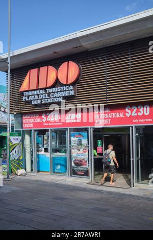 ADO bus Station terminal à Playa Del Carmen Yucatan Mexixo Banque D'Images